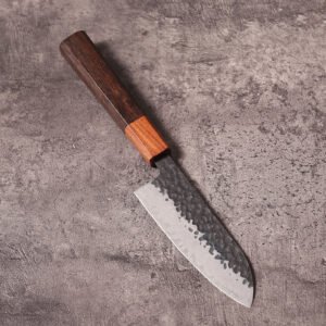 Kleines Santoku-Messer mit Damastmuster und Holzgriff, japanischer Stil